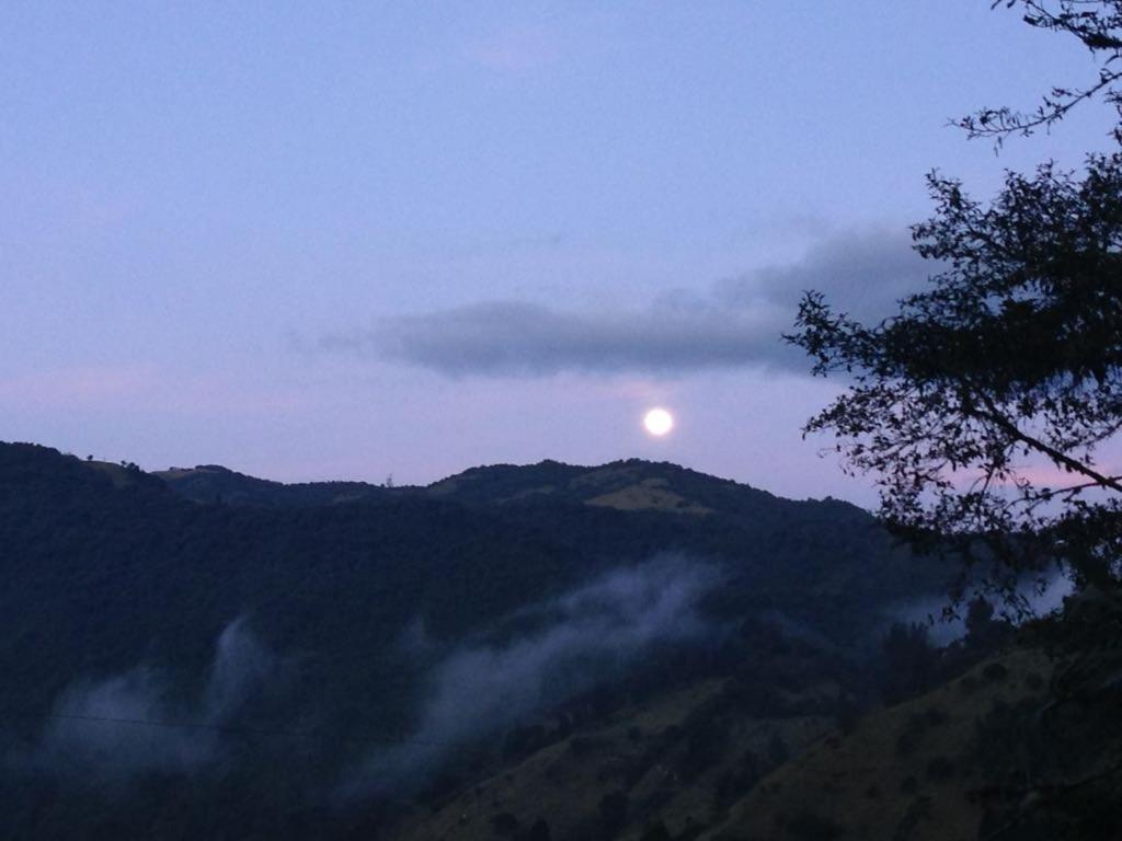 Finca Petrona Calacali 外观 照片