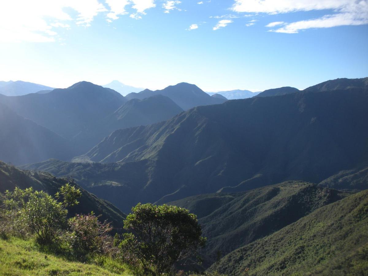 Finca Petrona Calacali 外观 照片