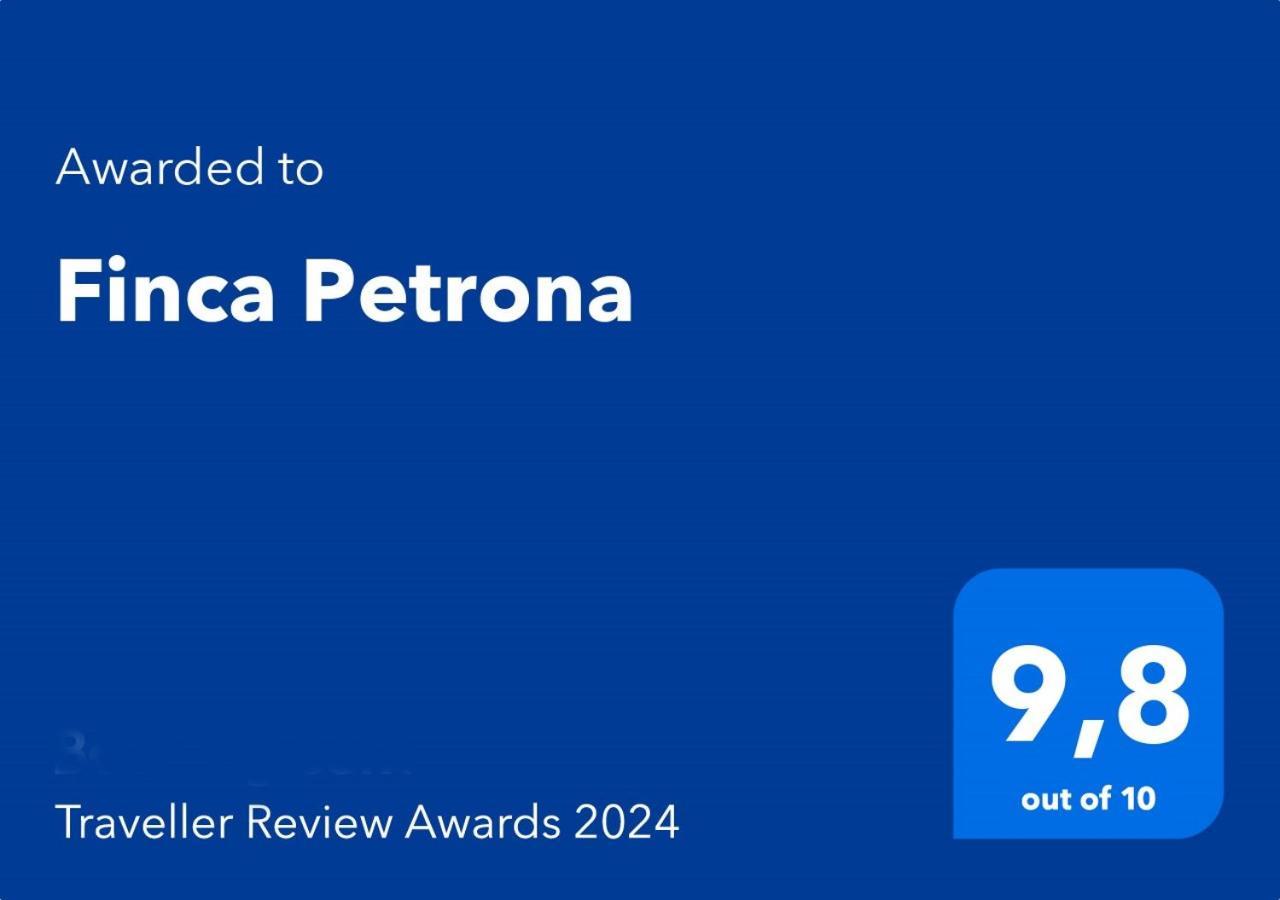 Finca Petrona Calacali 外观 照片