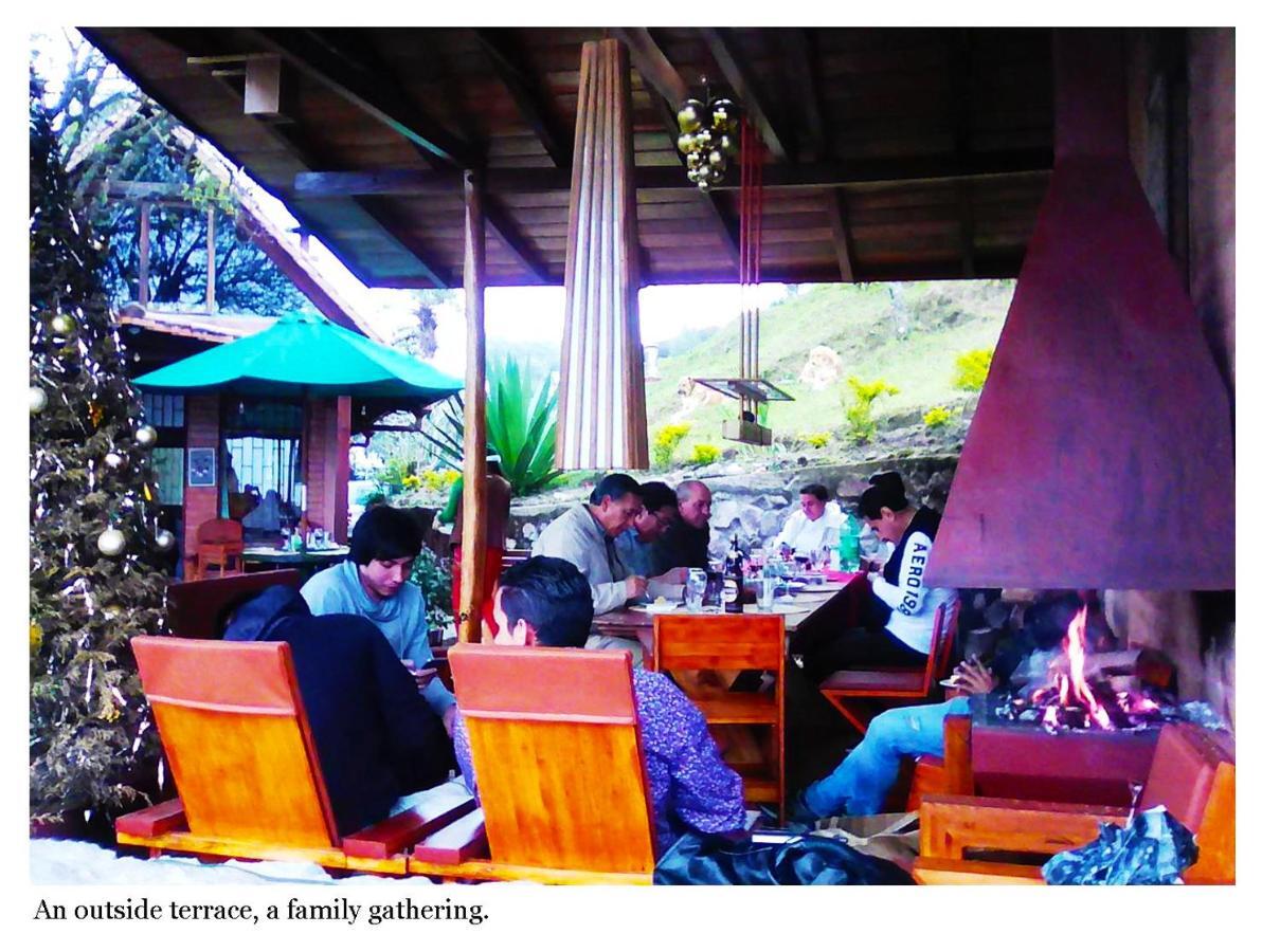 Finca Petrona Calacali 外观 照片