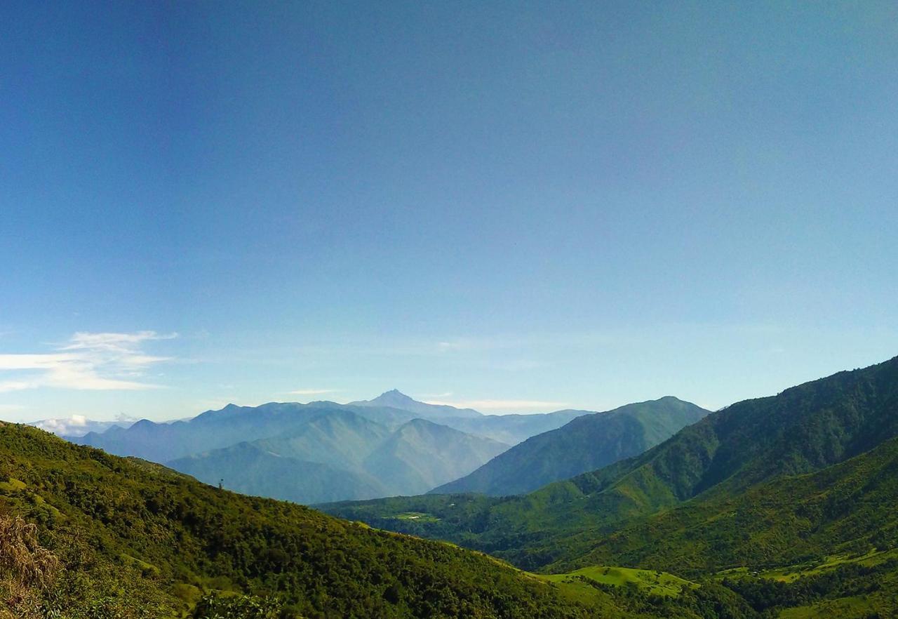 Finca Petrona Calacali 外观 照片